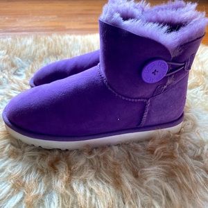 Purple mini Bailey Button Ugg